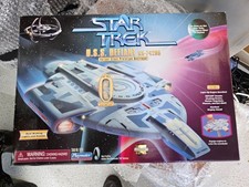 Star Trek USS Defiant NX-74205