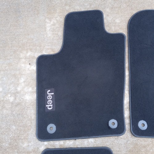 2016-2021 Jeep Grand Cherokee (WK) PREMIUM Style Carpet Floor Mats, OEM - Picture 2 of 9