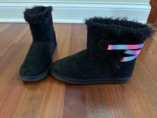 The Children's Place Girl boots Winter black faux suede fur warm slip on Size 6