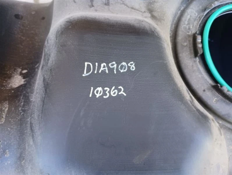 24 Gallon Gas Fuel Tank from 2023 Chevrolet Tahoe 10453382 Foto 2 de 4