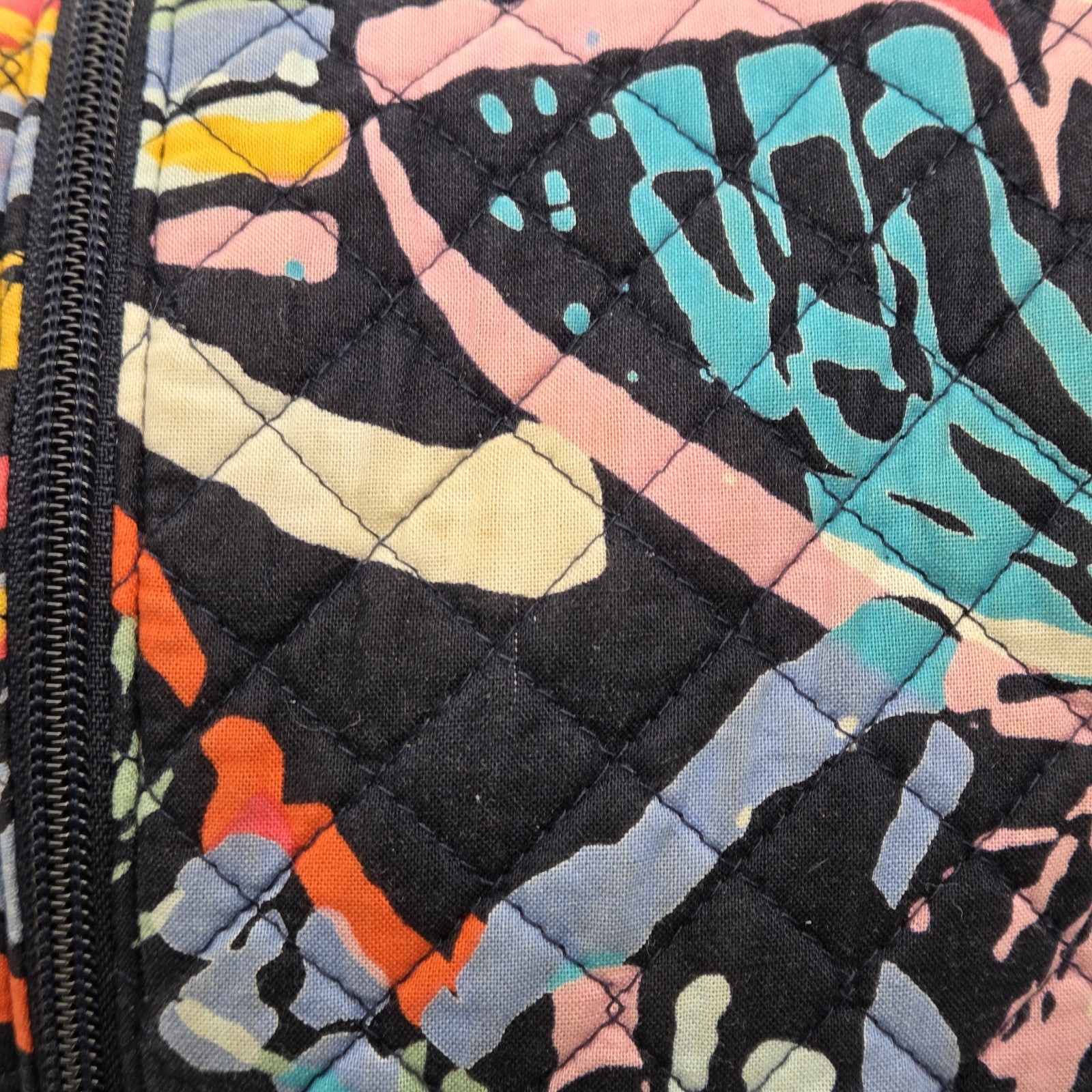 Vera Bradley Butterfly Flutter Pattern Iconic Cam… - image 15