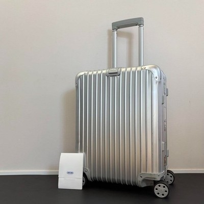 RIMOWA Topas Cabin 45L Silver 4-wheels Carry Case Suitcase