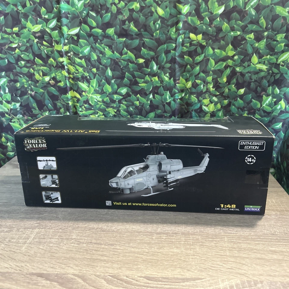 Forces of Valor 1:48 AH-1W SuperCobra USMC 2008 Iraq Enthusiast Edition - Image 4 of 4