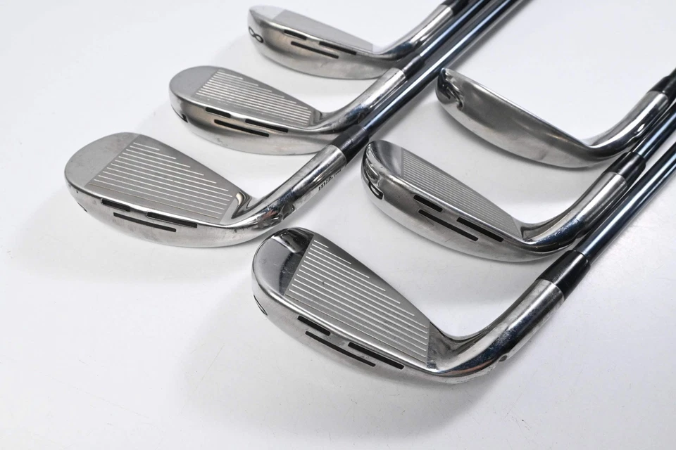 Wilson D9 Irons / 6-PW+GW / Regular Flex Recoil Dart 75 Shafts - Image 4 of 4