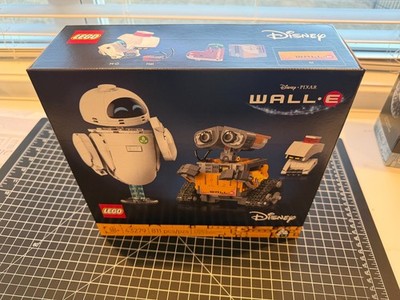 BRAND NEW LEGO Disney Pixar Wall-E and Eve 43279 Set
