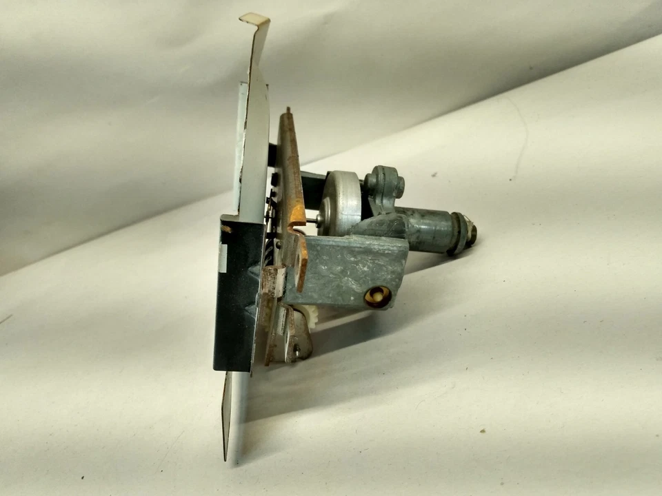 1974-78 Ford Mustang II Cobra ~ 0-120 MPH Speedometer ~ White Background ~ READ - Image 2 of 4