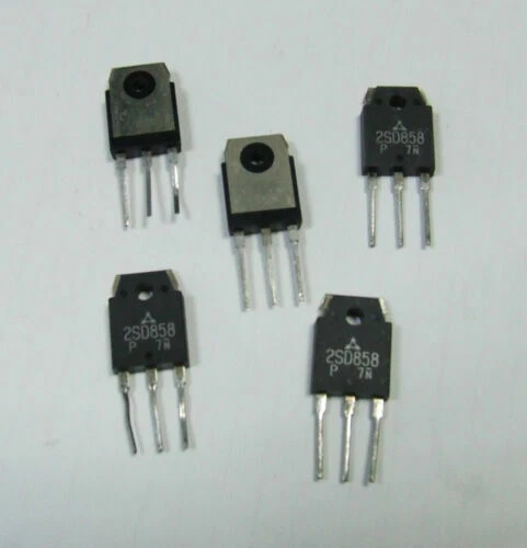 Pezzi di ricambio per videogiochi e console