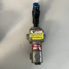 Appleton CES-3034 Explosion-Proof Receptacle with part attached