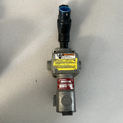 Appleton CES-3034 Explosion-Proof Receptacle with part attached