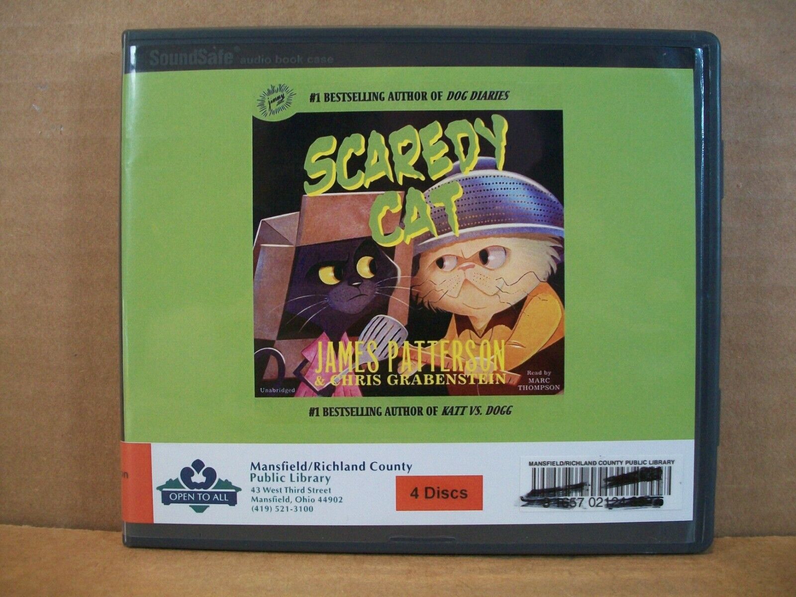 Scaredy Cat by James Patterson (English) Compact Disc Book 9781549100703