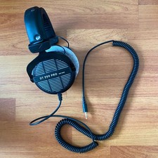 Beyerdynamic DT 990 PRO 250 Ohms Studio Headphones - Black
