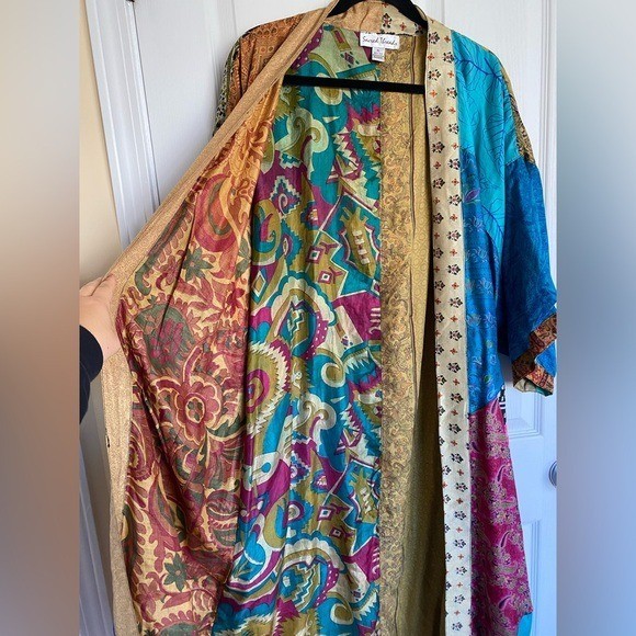 SACRED THREADS 100% Silk Patchwork Duster Robe Ki… - image 8