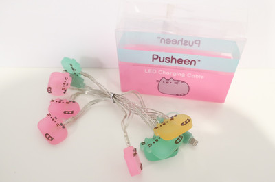 Pusheen Box Exclusive 46'' Charging Cable with 8 LED lights USB Micro