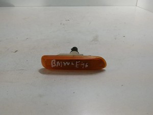 BMW 3 E46 Kotflügelblinker vorne links 1.80 Petrol 87kw 2000 28439814