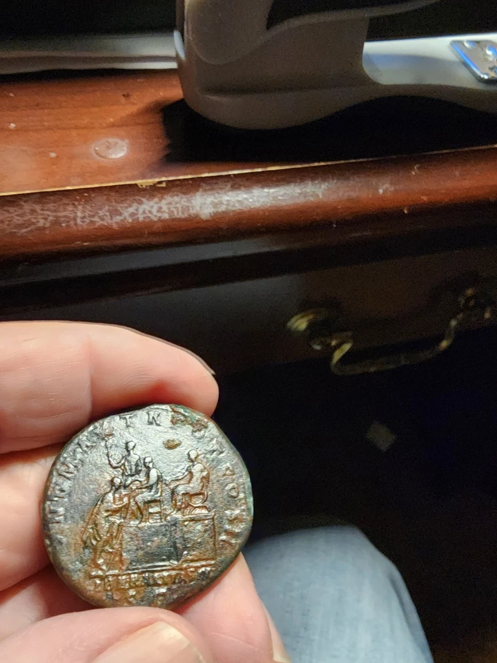 Hadrian  sestertius   rare rev type - Image 4 of 4