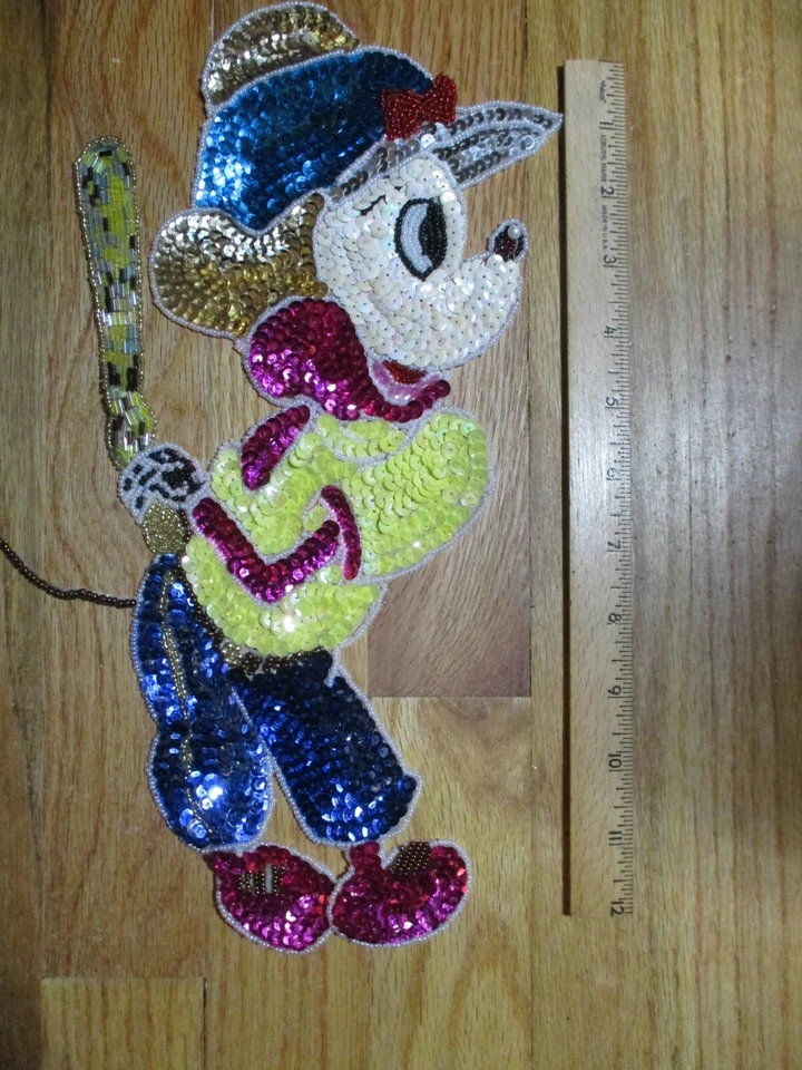 Miinnie Mouse at Bat Lentejuelas y Cuentas Coser o Pegar Apliques Grandes NUEVO Foto 3 de 4