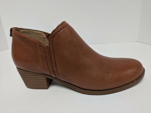 naturalizer blythe bootie