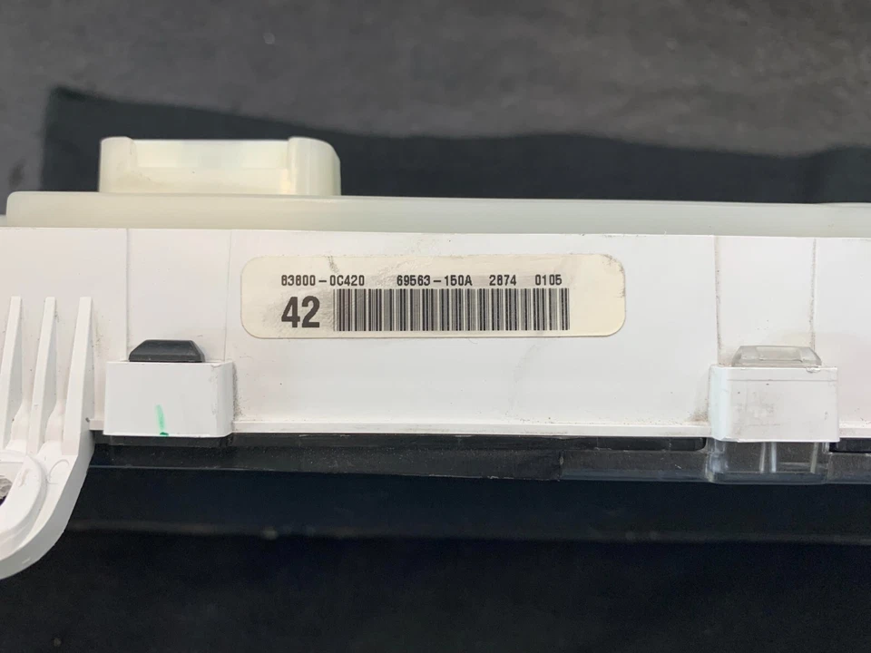 *Speedometer Instrument Cluster Dash Panel 2005 Toyota Sequoia 116,435 Miles 4x2 - Image 3 of 3