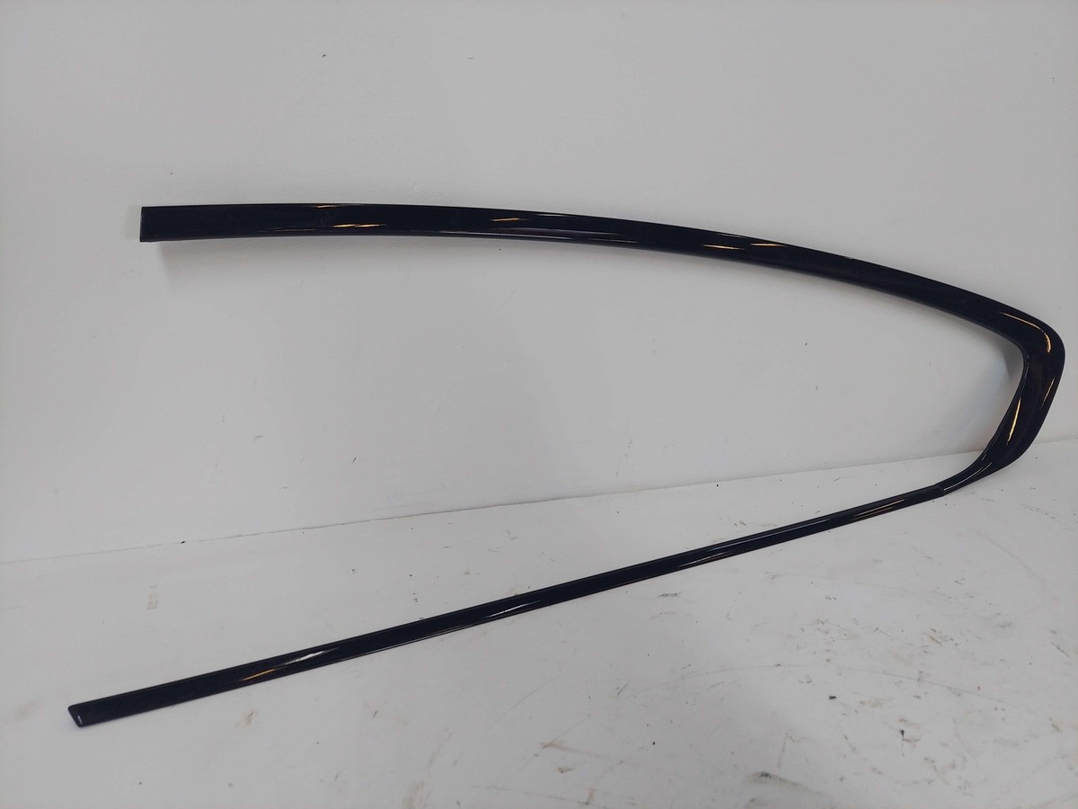 2016 BMW M4 Rear LH Left Window Trim Shadlowline Black 27000861 