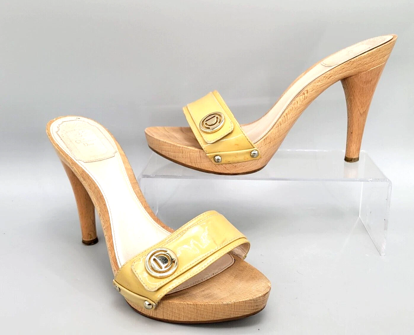Authentique sabot Dior Initi talons dorés 10 cm taille 37 (US 6,5 7) nude bois beige USA