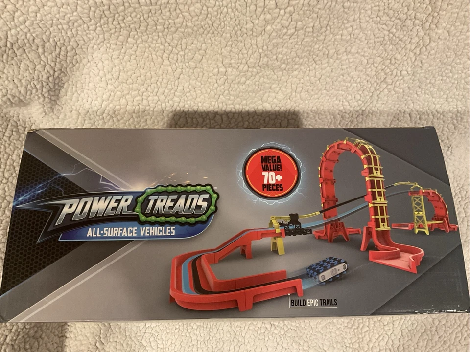 Wowwee Power Treads All Surface Vehicles 70+ Pieces - Image 2 of 4