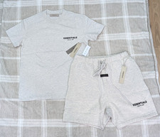 Fear of God Essentials T-Shirts Shorts Oversized M Size Set Light Oatmeal SS22
