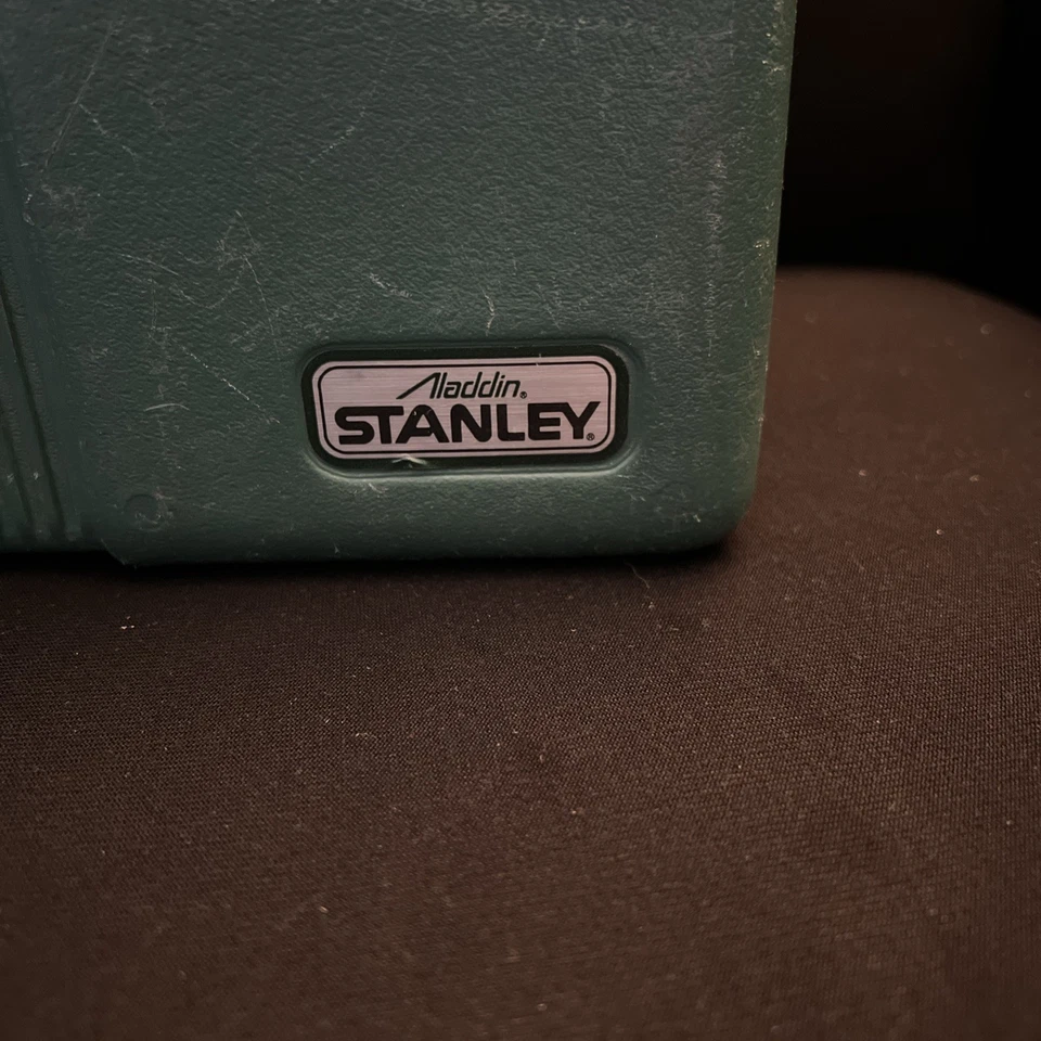 Refrigerador de lancheira vintage Stanley Aladdin verde isolado **SEM GARRAFA TÉRMICA excelente  - Imagem 3 de 4