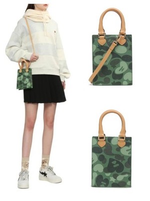 A BATHING APE APEE Women's CAMO MINI BAG HAND BAG #2 CL70-289-302