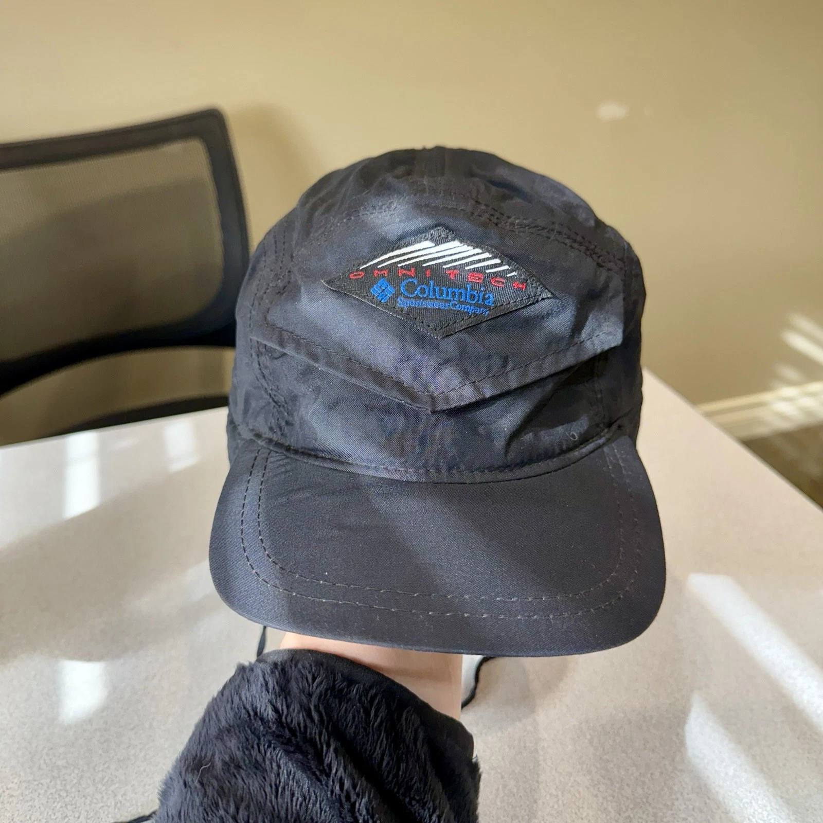 Vintage Columbia Omni Tech Mountain Pocket 5-Panel Fleece Earflap Hat L/XL
Opens in a new window or