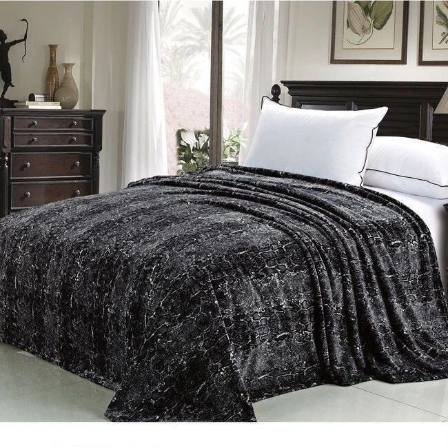 Black White Snake Skin Warm Fleece Blanket Twin Queen Size Bed Animal Print