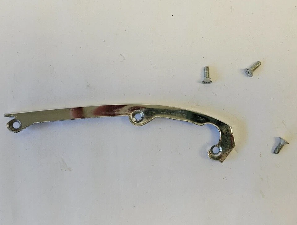 1967 Chrysler Front Right Fender Top Bumper Outline Chrome Molding 2809652 NOS. - Image 4 of 4