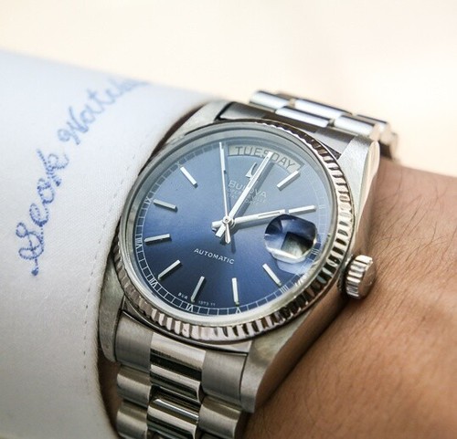 Vintage Bulova Super Seville Automatic Day Date Deep Blue Dial Duble Mens Watch - Picture 4 of 11