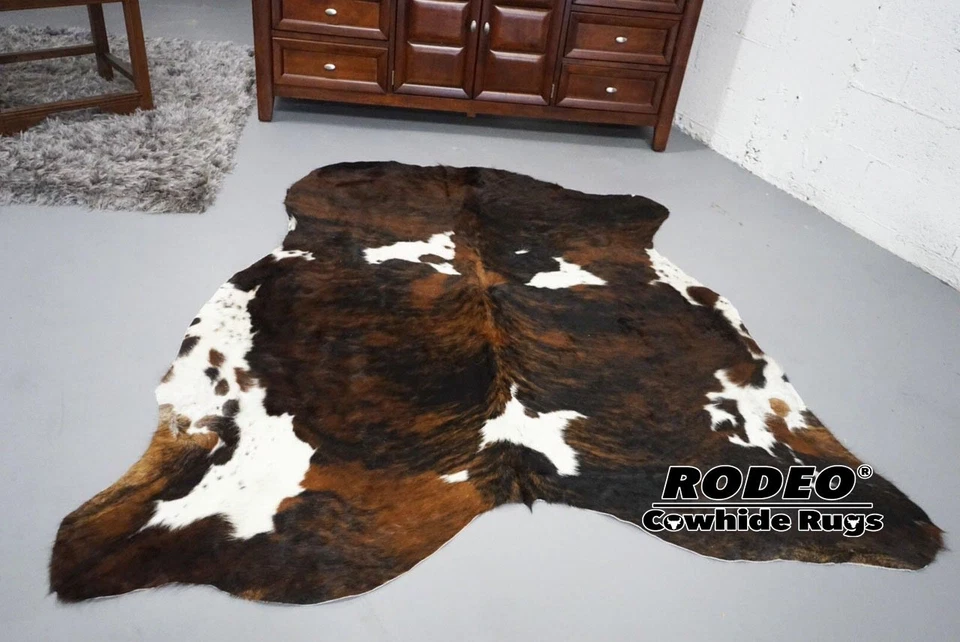 Alfombra de cuero de vaca RODEO atigrado oscuro talla aprox XL 6x7 pies Foto 3 de 4