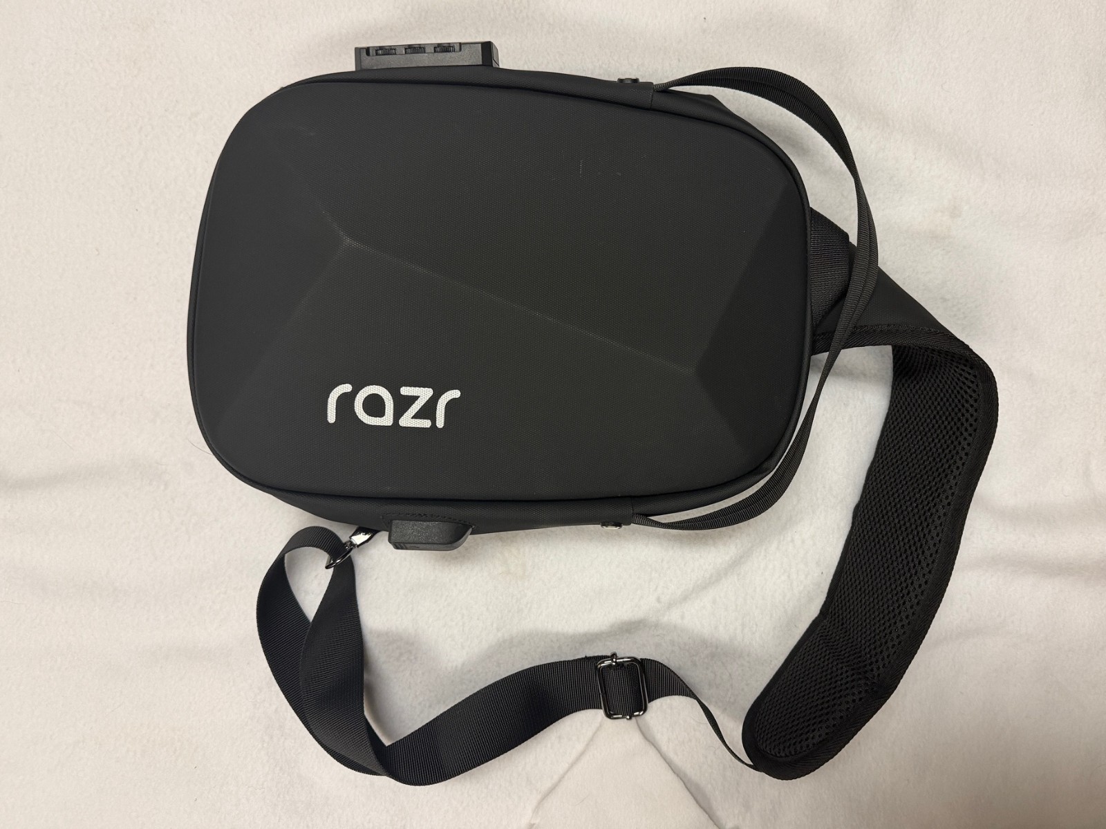 Laptop / Tablet Locking Combination Backpack With Usb Cable