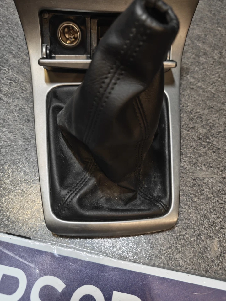 2005-2007 Subaru Impreza Forester 5 скорость переключатель отделки Shift кожаные ботинки - Изображение 3 из 4