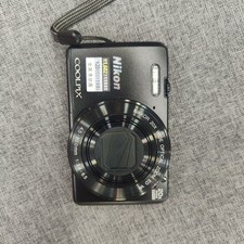 Nikon COOLPIX S7000 Digital Camera 16 MP 20x Optical Zoom English Language Black