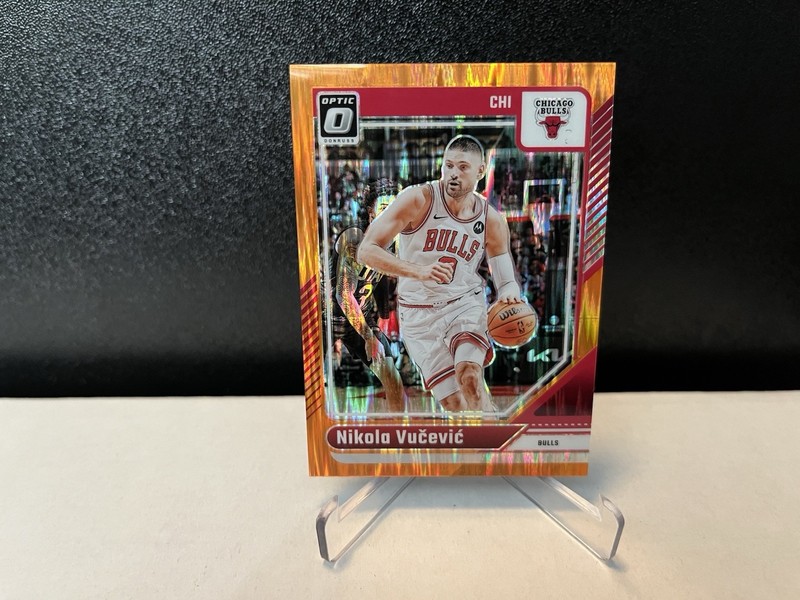 2024-25 Panini Donruss Optic - Nikola Vucevic #85 Orange Shock Prizm /225