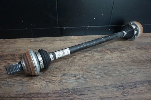 VW Passat B8 2.0 TDI Antriebswelle Antrieb Gelenkwelle hinten rechts 3Q0501204D