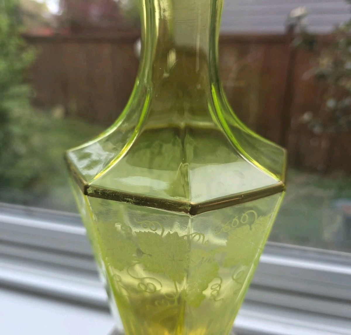 Cambridge Canary Yellow Vaseline Glass Decanter Etched Grape Vine