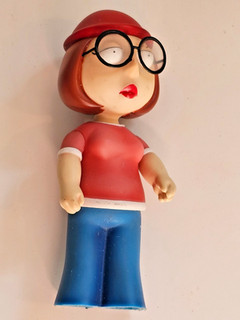 RARE 2007 STERN FAMILY GUY PINBALL MACHINE 4 1/4" PLAYFIELD FIGURINE MEG GRIFFIN