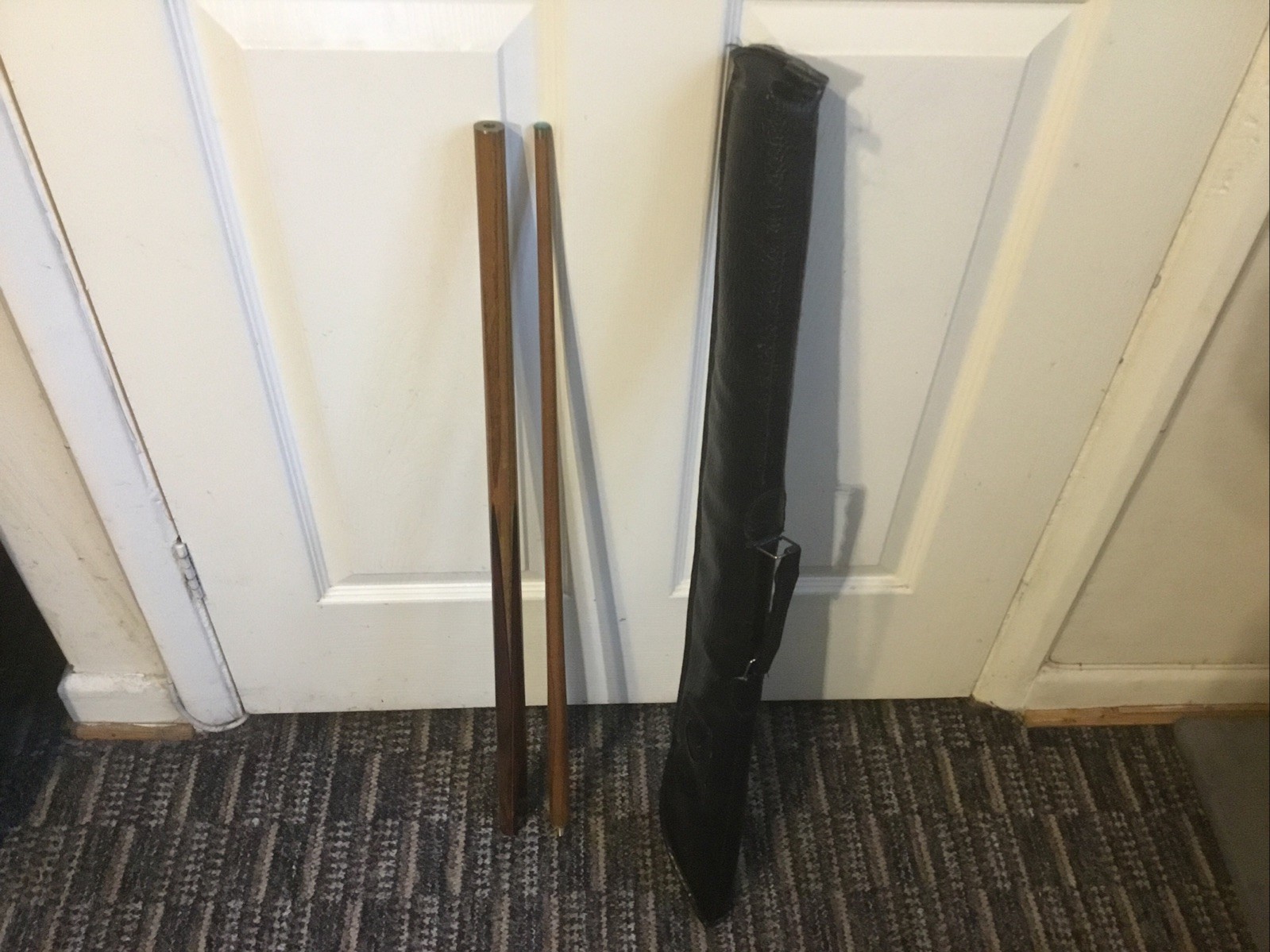 Elite Riley Snooker Cue Vintage With Bag