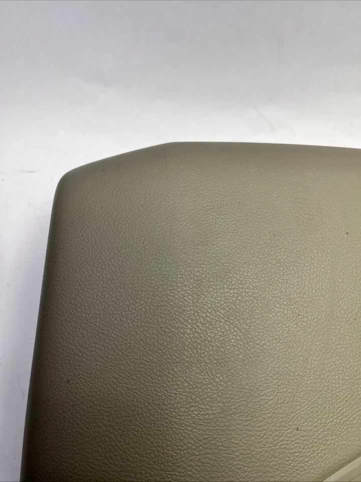 2009-2012 Dodge RAM 1500 2500 3500 Complete Center Console Lid/Armrest OEM - Image 4 of 4