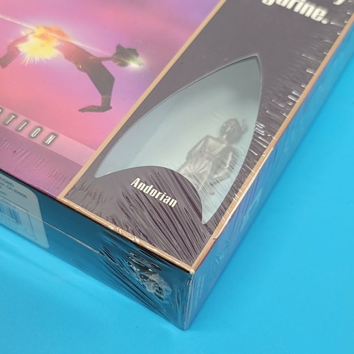 Star Trek Starfleet Academy Strategic Command with Limited Edition Figurine - Picture 7 of 11