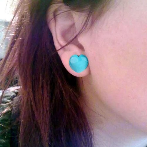 2PCS Ear Stretchers Heart Shape Natural Light Green Jade Stone Flesh Ear Tunnels - Picture 4 of 5