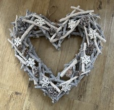 Beautiful Frosted Twig Christmas Heart Wreath New