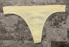 GAP BODY XL YELLOW RIBBED STRIPE LOGO HARDWARE STRETCH SEAMLESS THONG PANTIES