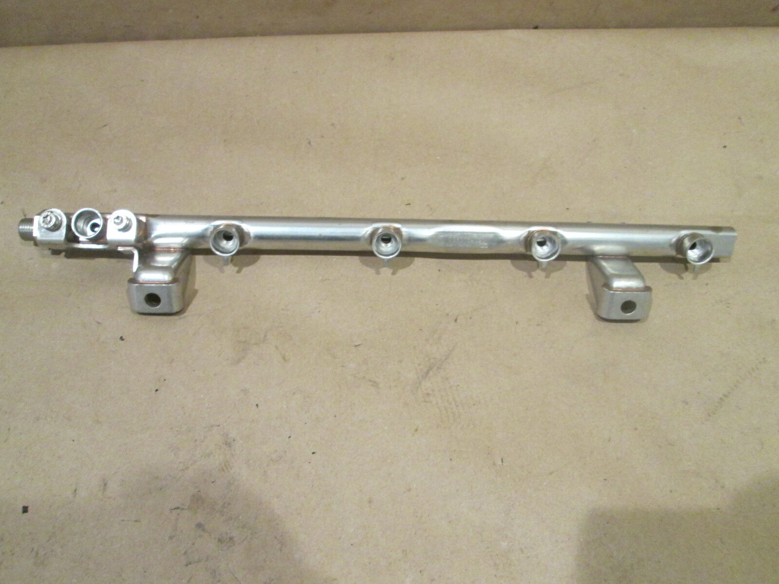 Ferrari 355 LH Fuel Pipe/Fuel Rail - P/N 172560