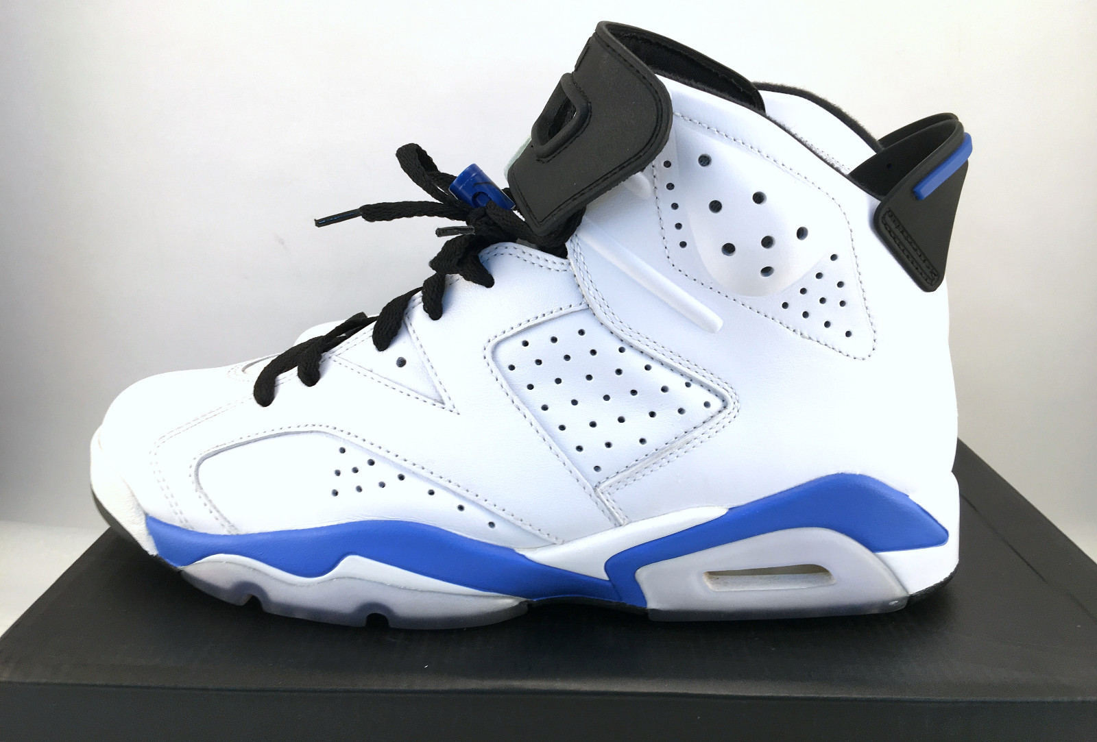 Nike Air Jordan 6 VI Retro White Sports Blue 384664-107 Men's US Size 10.5 Nike Air Jordan 6 VI Retro White Sports Blue 384664-107 Men's US Size 10.5
