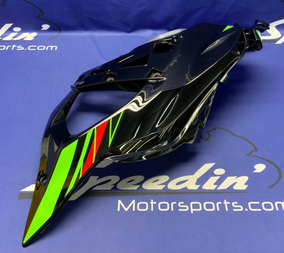 ニク 2024 Kawasaki Ninja ZX-10R motorcycle
