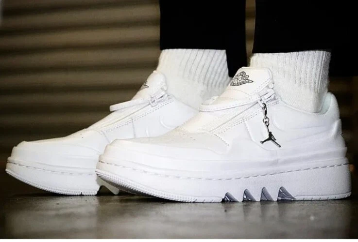NIKE AIR JORDAN 1 JESTER XX LOWナイキ ジョーダン Tênis Air Jordan 1 Jester XX Low Laced Feminino | Tênis é na Artwalk